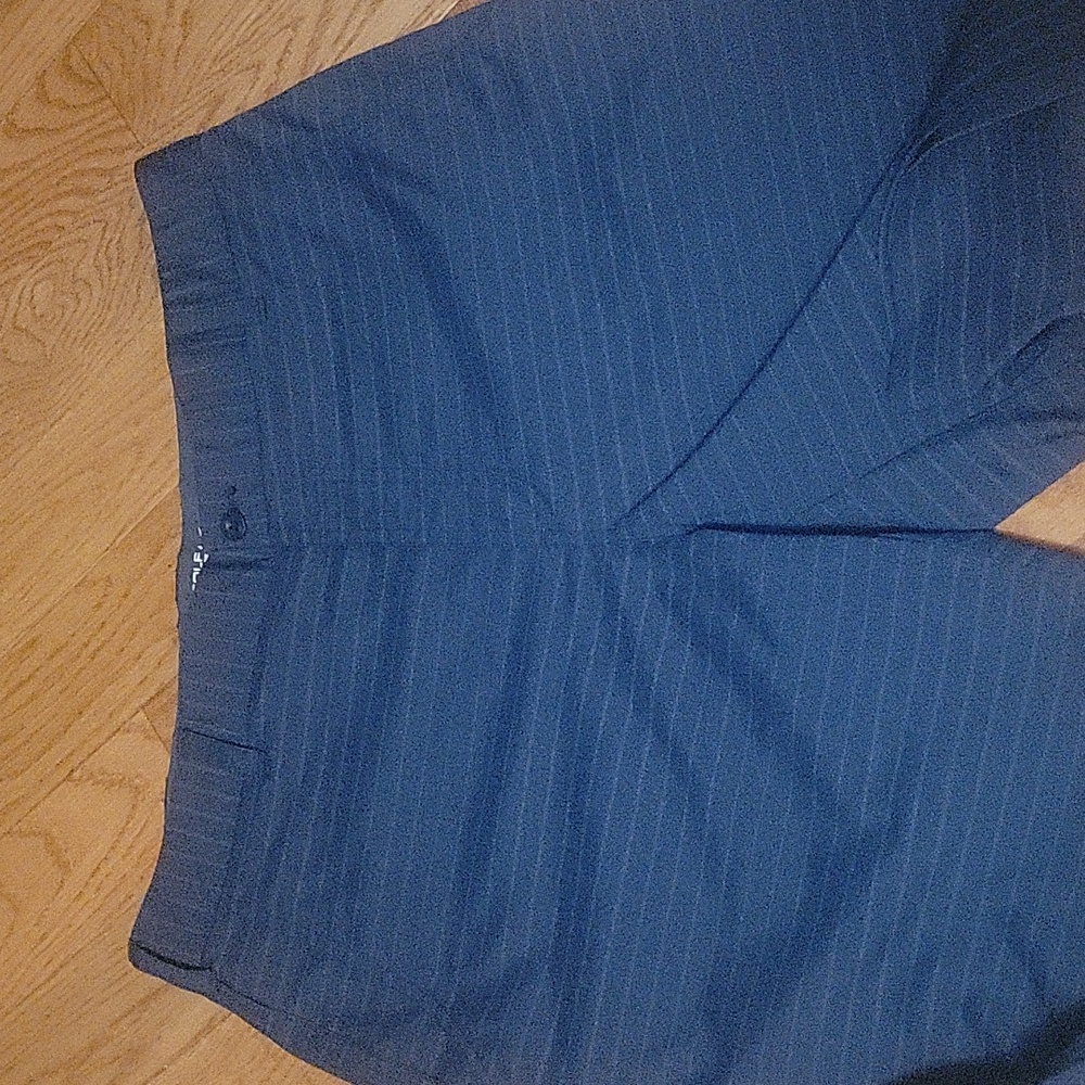 Nike golf shorts